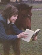 Rakkertje voorlezen boek praten met paarden